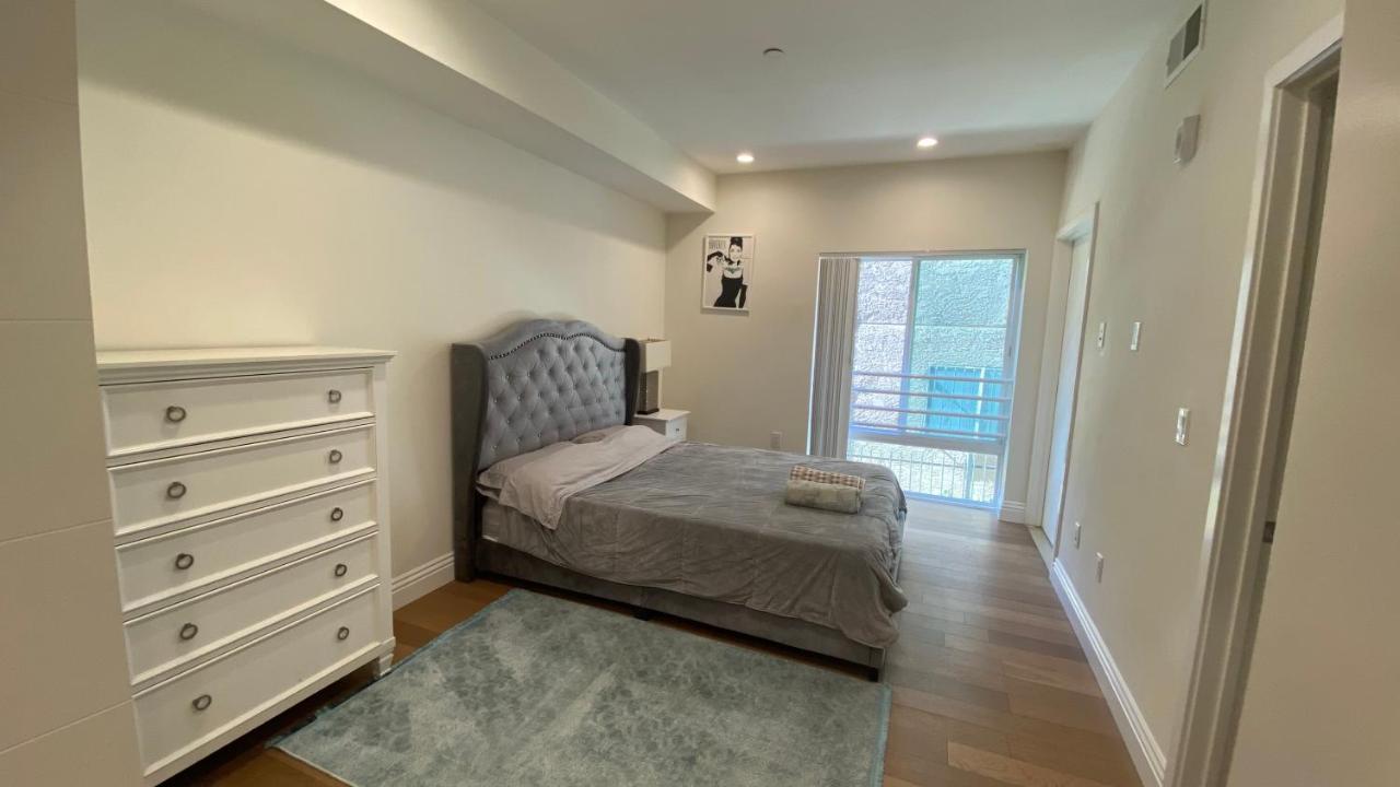 Gorgeous Apt With Parking In Ktown La Los Angeles Luaran gambar